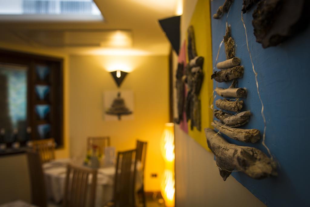 Hotel Ristorante Cigno - Camere And Aparthotel Latisana Bagian luar foto